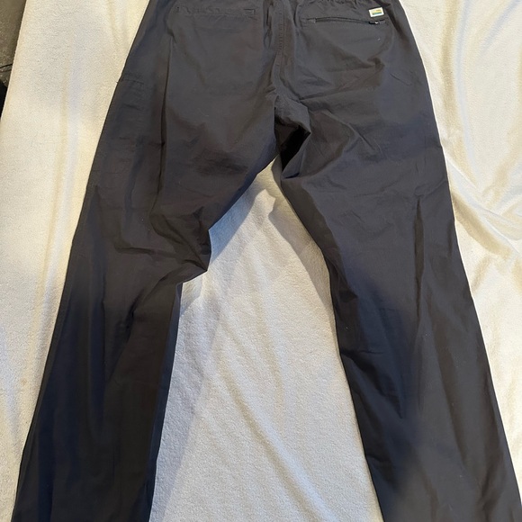 VUORI MENS PANTS SIZE LARGE - Picture 3 of 6